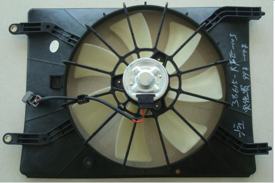 Chine Kit de ventilateur électrique électrique de marché des accessoires de ventilateurs de moteur de radiateur automatique de voiture fournisseur