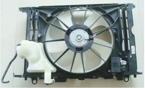 Chine Ventilateurs électriques automatiques, fan électrique de radiateur de marché des accessoires 80 x 80 x 32mm fournisseur